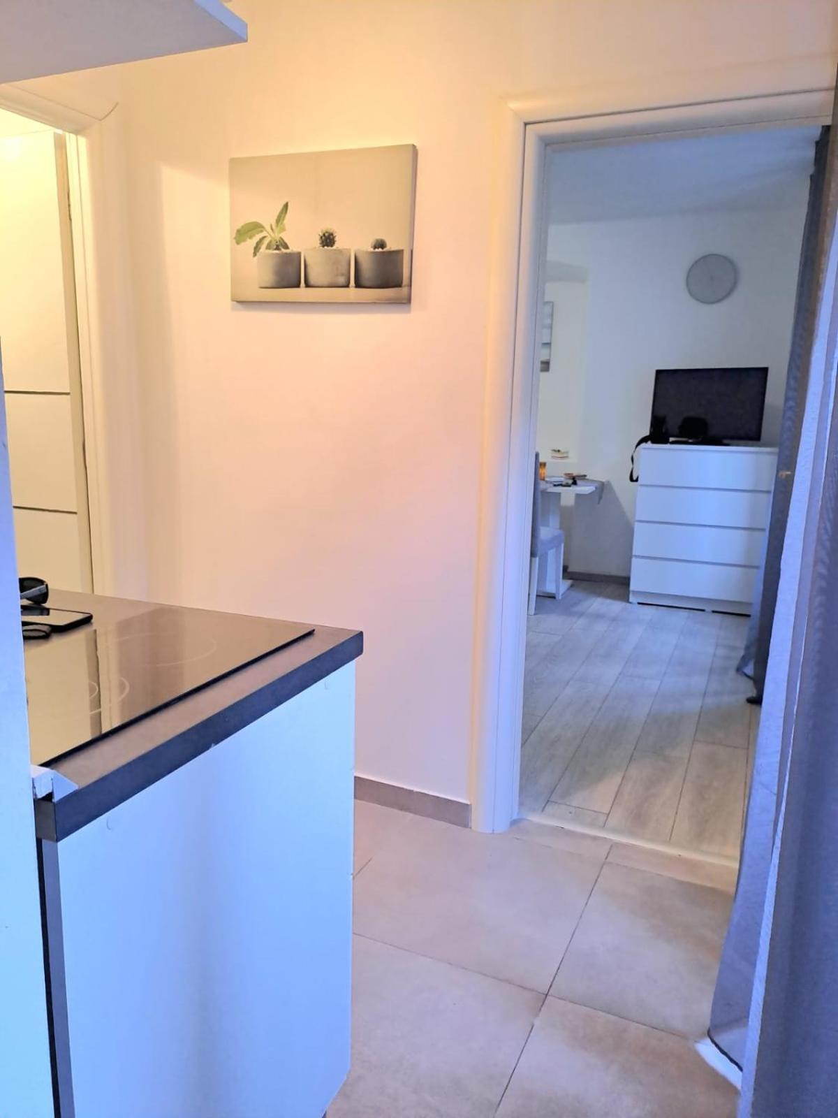 Studio Apartment Lola Kaštela Exterior foto